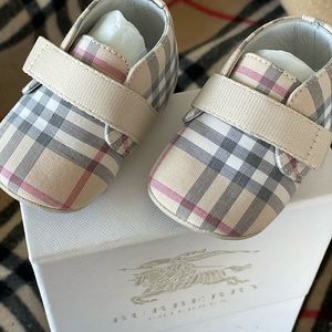 Burberry Check Charlton Crib Baby boy girl Shoes, Beige Pale Stone, newborn gift